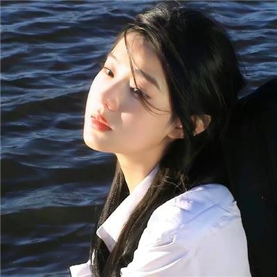 黑夜里的眼睛